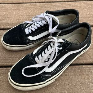 black old skool vans